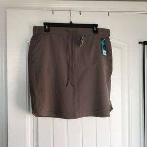 Lee skirt